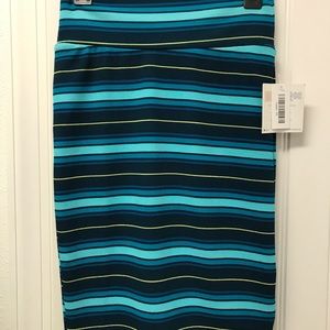 NWT Lularoe XS Striped Cassie
